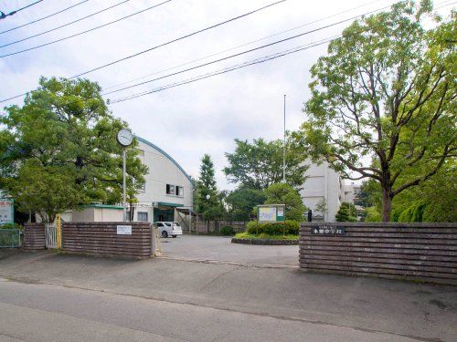 富士見市立本郷中学校の画像