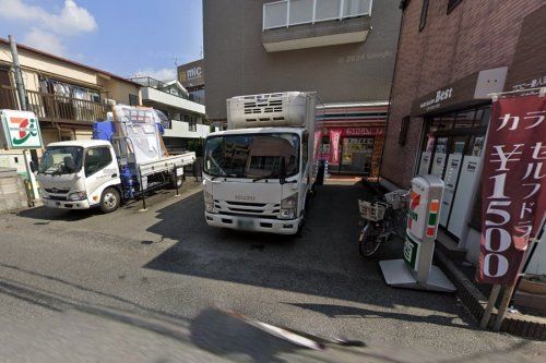 セブンイレブン 横浜弘明寺口店の画像