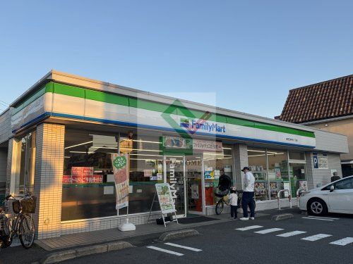 ファミリーマート練馬石神井町八丁目店の画像