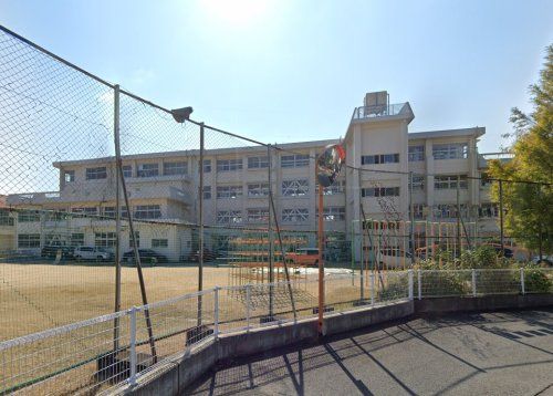 鳴門市立黒崎小学校の画像