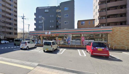 セブンイレブン宮前町店の画像