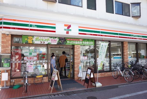 セブンイレブン 大田区大森町店の画像