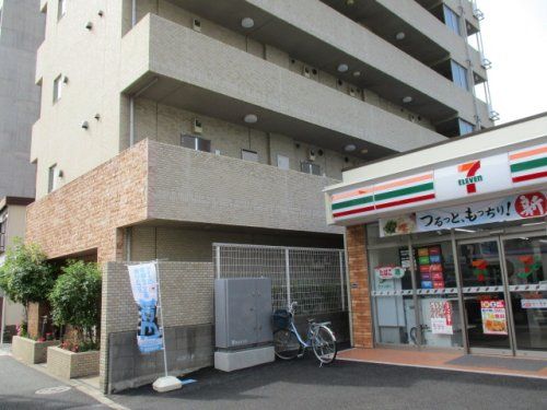 セブンイレブン 西早稲田1丁目新目白通り店の画像