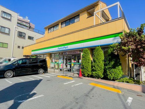 ファミリーマート 練馬高松一丁目店の画像