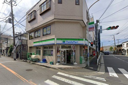 ファミリーマート 神大入口店の画像