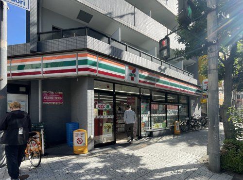 セブン-イレブン 大阪福島７丁目店の画像