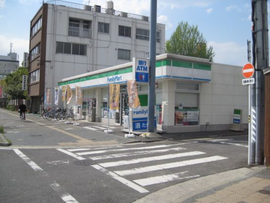 ファミリーマート 名古屋浅間町店の画像