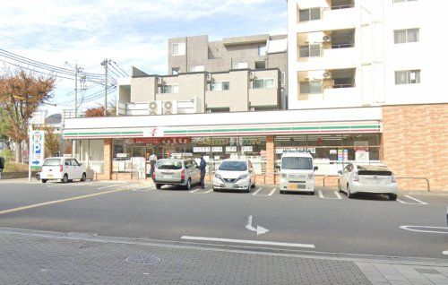 セブン-イレブン 神戸湊川インター店の画像