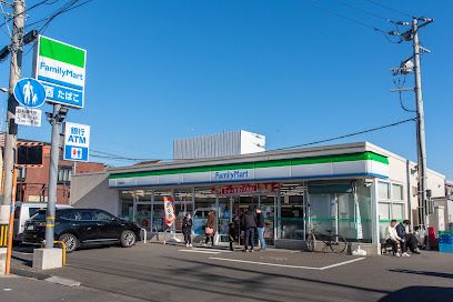 ファミリーマート 谷保駅東店の画像