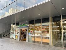 ファミリーマート 恵比寿南三丁目店の画像