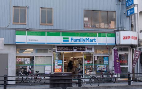 ファミリーマート 寺田町駅前店の画像