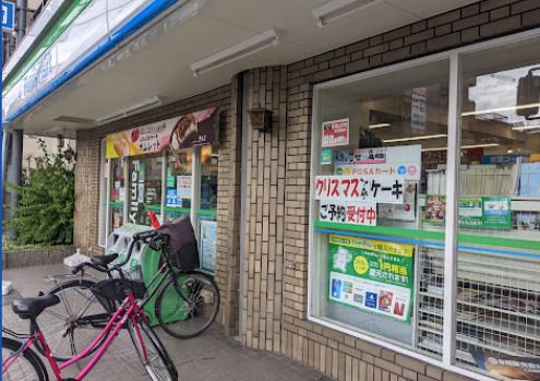 ファミリーマート 北巽駅西店の画像