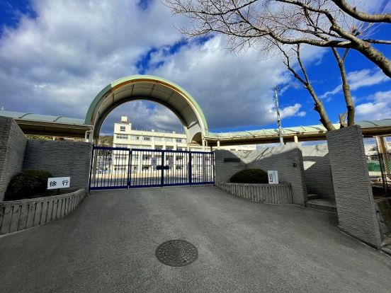 広島市立古田小学校の画像