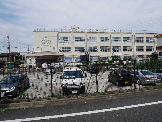 足立区立古千谷小学校の画像