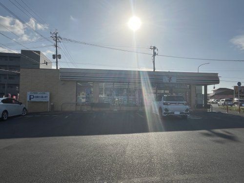 セブンイレブン 八代海士江町店の画像