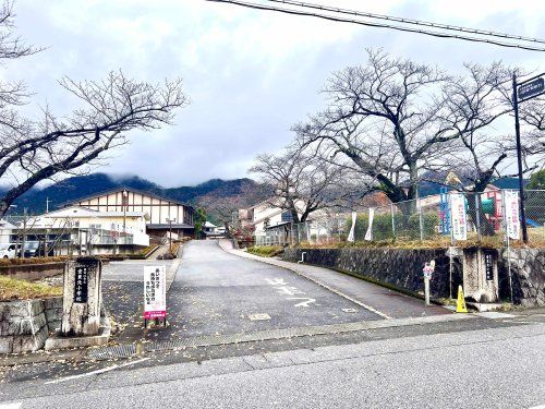 東近江市立愛東北小学校の画像