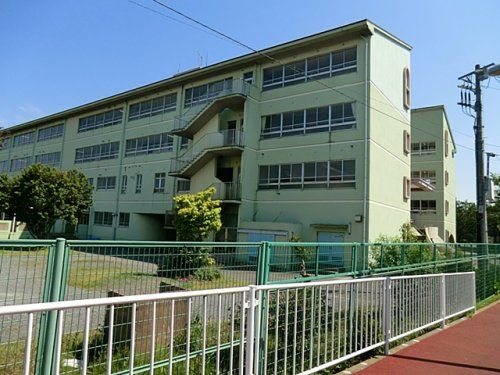 厚木市立相川小学校の画像