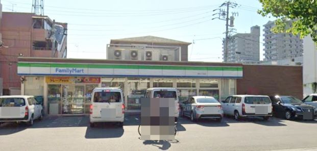 ファミリーマート 菊井一丁目店の画像