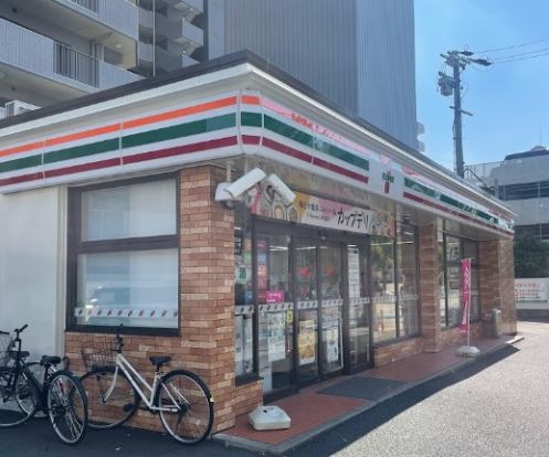 セブンイレブン 名古屋新道2丁目店の画像