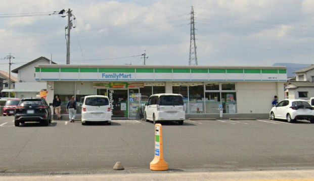 ファミリーマート 行橋安川通り店の画像