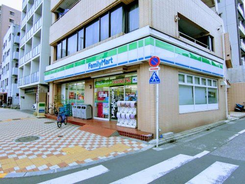 ファミリーマート 亀戸四丁目店の画像