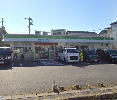 ファミリーマート 瀬戸南山町店の画像