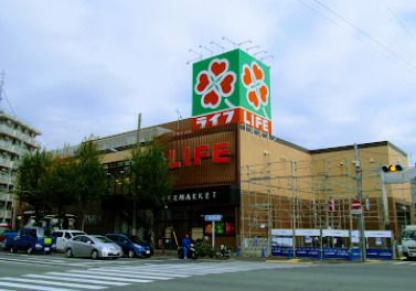 ライフ新桜台駅前店の画像