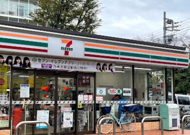 セブンイレブン 板橋前野町1丁目店の画像