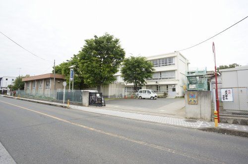 茅ヶ崎市立鶴嶺小学校の画像