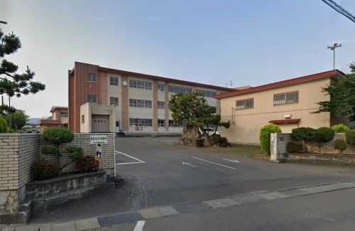 弘前市立松原小学校の画像