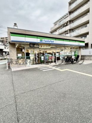 ファミリーマート吹田長野西店の画像