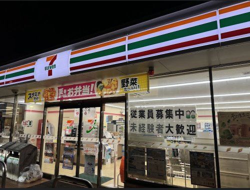 セブンイレブン 刈谷オアシス通り店の画像