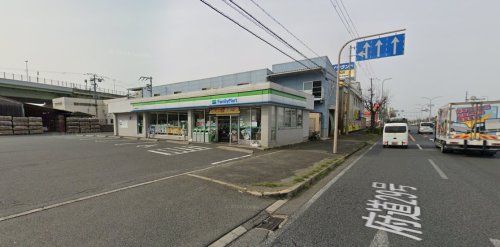 ファミリーマート 岸和田新港町店の画像