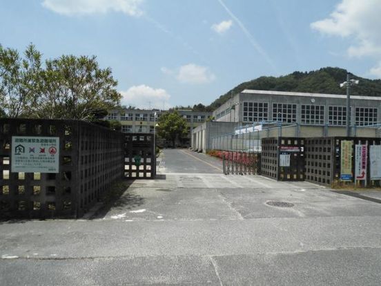 湖南市立菩提寺小学校の画像