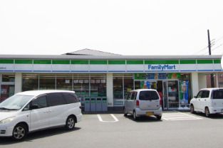 ファミリーマート 三島加茂川店の画像