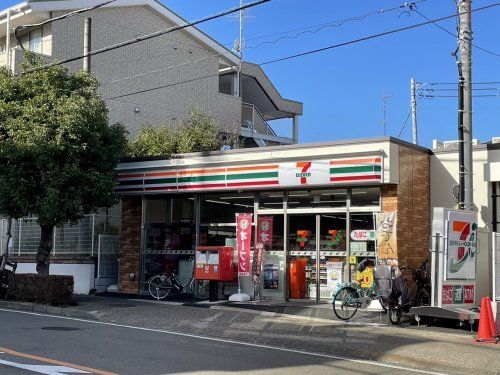 セブンイレブン つつじヶ丘駅南口店の画像