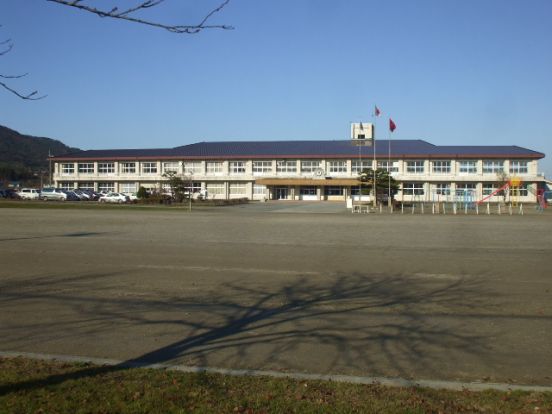 花巻市立湯本小学校の画像