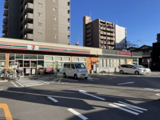 セブンイレブン 大阪今福鶴見店の画像