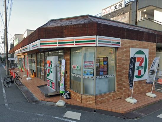 セブンイレブン 枚方牧野駅西口店の画像