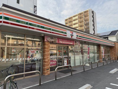 セブンイレブン 大阪巽北3丁目店の画像