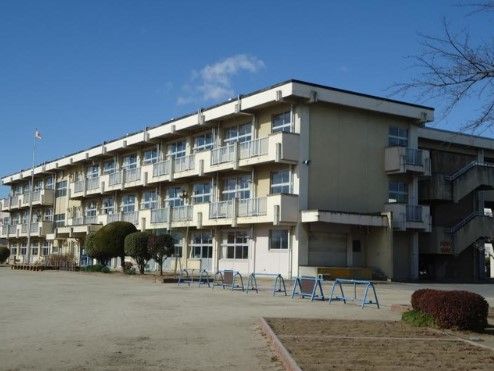 桂萱小学校の画像