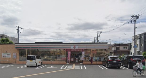 セブンイレブン東大阪中鴻池町店の画像