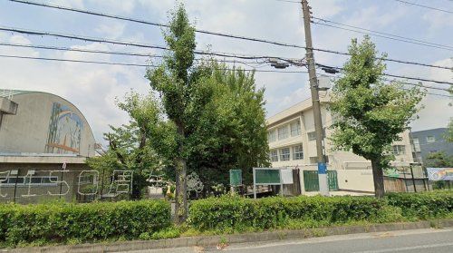 豊中市立熊野田小学校の画像