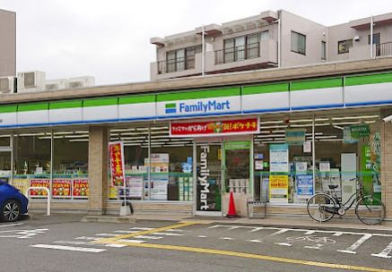 ファミリーマート 和光諏訪店の画像