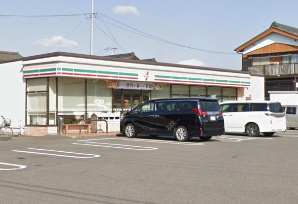 セブンイレブン 碧南春日町3丁目店の画像