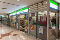 ファミリーマート ニューピア竹芝店の画像