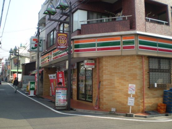 セブンイレブン杉並天沼店の画像