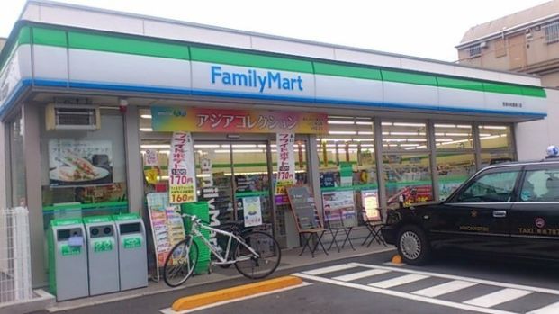 ファミリーマート世田谷松葉通り店の画像