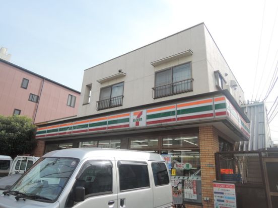 セブンイレブン世田谷上馬2丁目店の画像