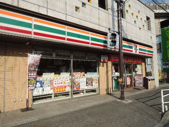 セブンイレブン横浜杉田4丁目店の画像